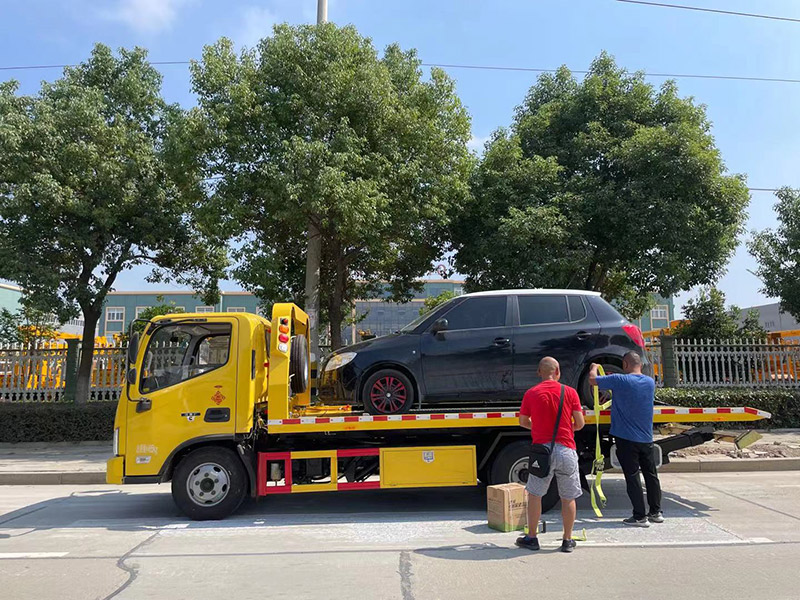 江門道路救援：24小時(shí)專業(yè)拖車與緊急援助服務(wù)